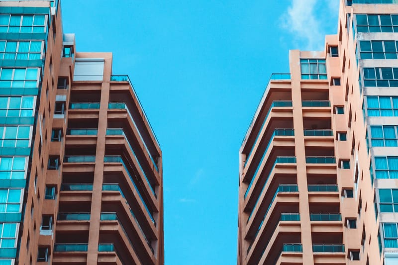 Do you handle apartments, tenant move-outs, and estate cleanouts?